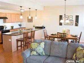 Foto del edificio - 714 N Townsend St