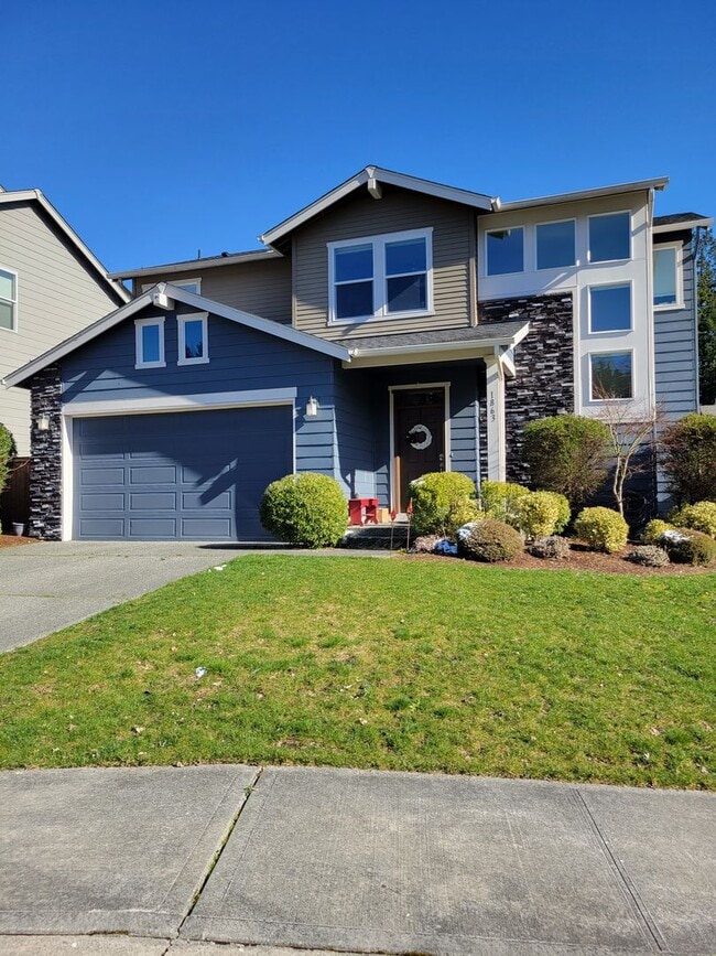 Building Photo - 1863 Regent Ave NW