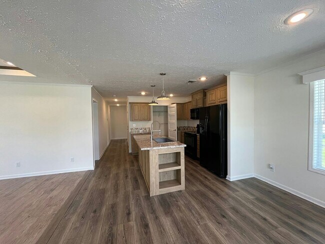 Foto del edificio - 568 Leopard Ln