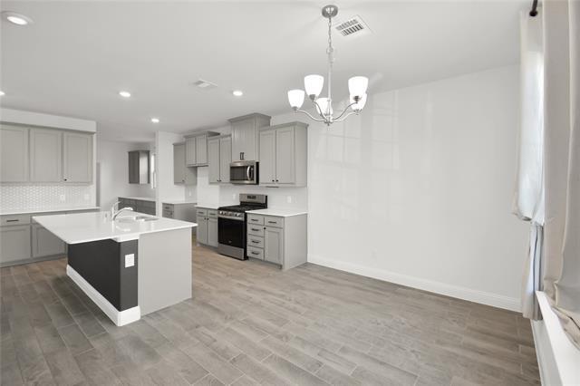 Foto del edificio - 7036 Windmill St