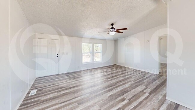 Building Photo - 8393 S Marstellar Rd