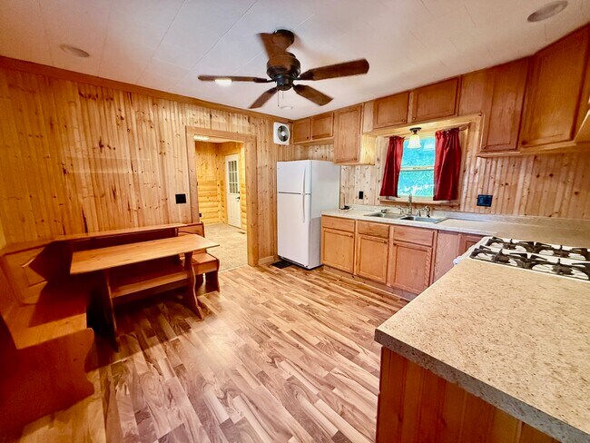 Foto del edificio - 802 2nd St NW