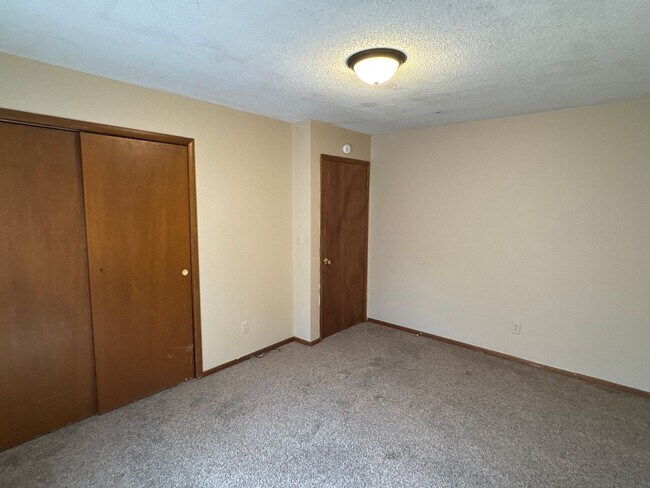 Foto del edificio - 2 Bedroom 1 Bathroom duplex near Missouri ...