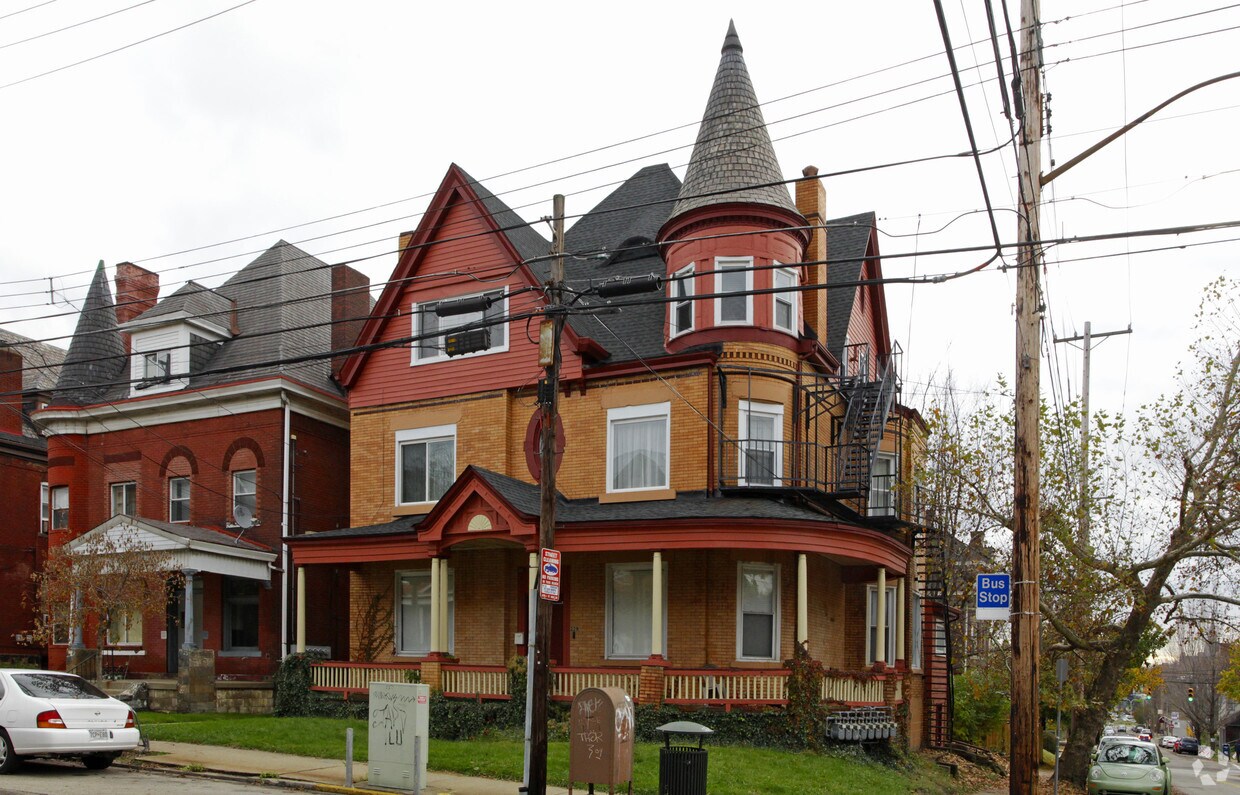 Primary Photo - 229 Stratford Ave