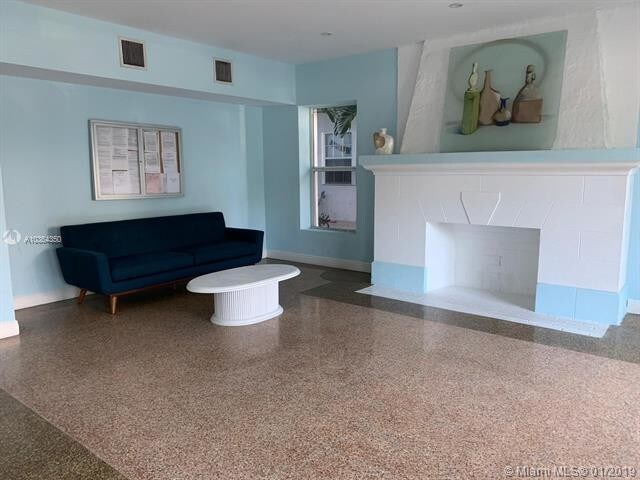 Building Photo - 1342 Drexel Ave