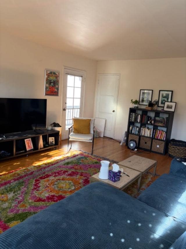 Foto del edificio - 1746 Midvale Ave