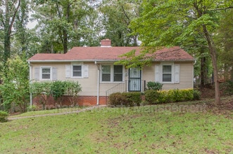 Building Photo - 424 Potomac Ave