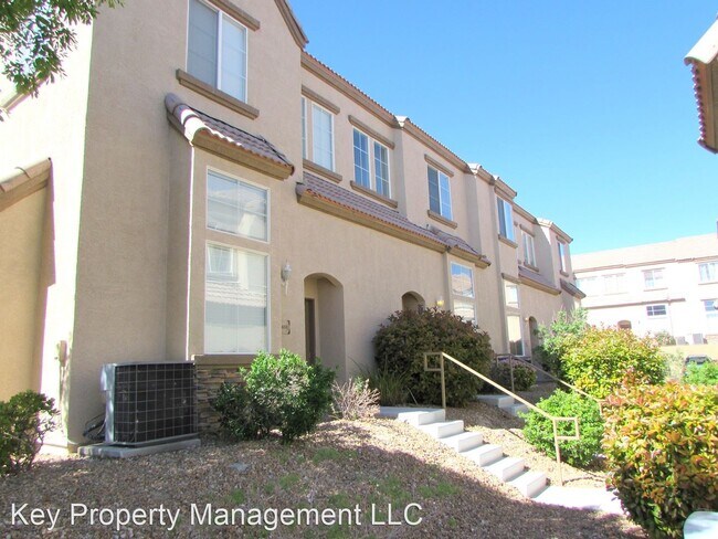 Building Photo - 2 br, 2.5 bath House - 8404 Tiger Woods Ave