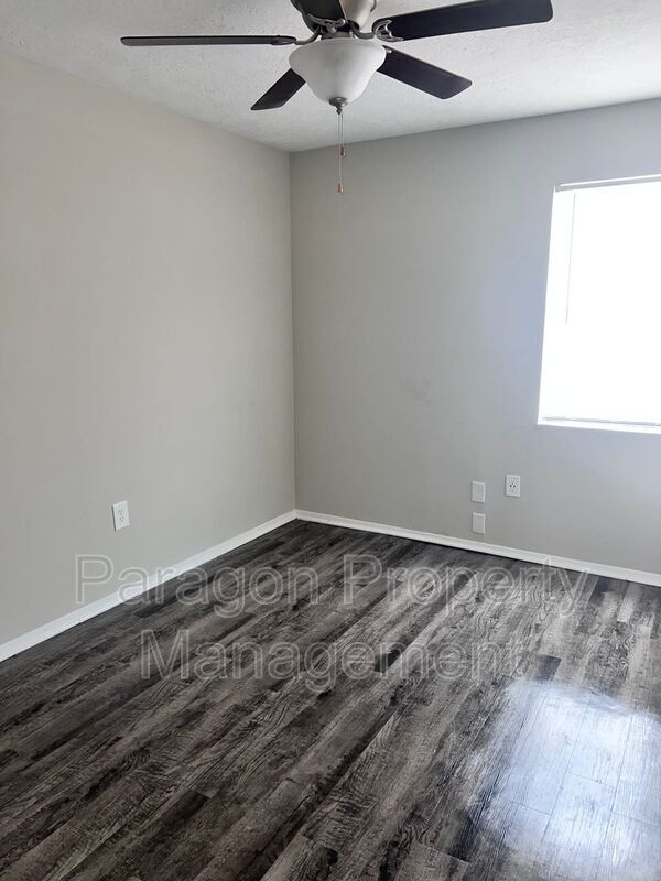 Building Photo - 2575 Tobacco Rd