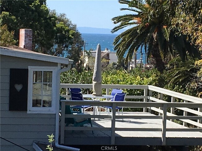 Foto del edificio - 460 St Ann's Dr