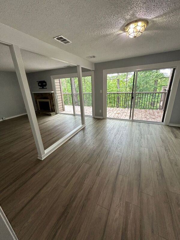 Building Photo - 103 Cambrian Way