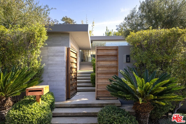 Foto del edificio - 1166 Angelo Dr