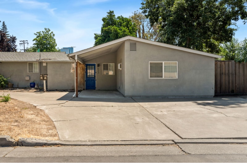 Primary Photo - 633 F St