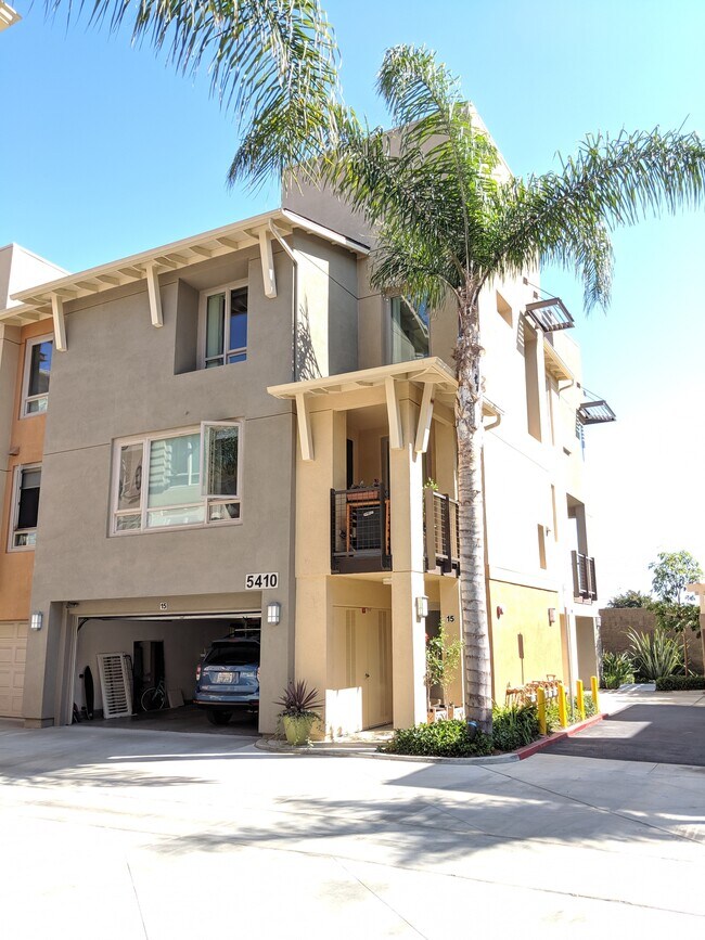 5410 W149th Place, Hawthorne, CA 90250 Townhome Rentals in Hawthorne