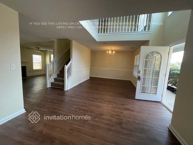 Foto del edificio - 4370 Mountain Roost Pkwy