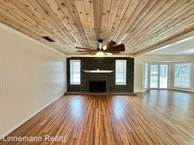 Building Photo - 3 br, 2 bath House - 239 Triple 7 Trail