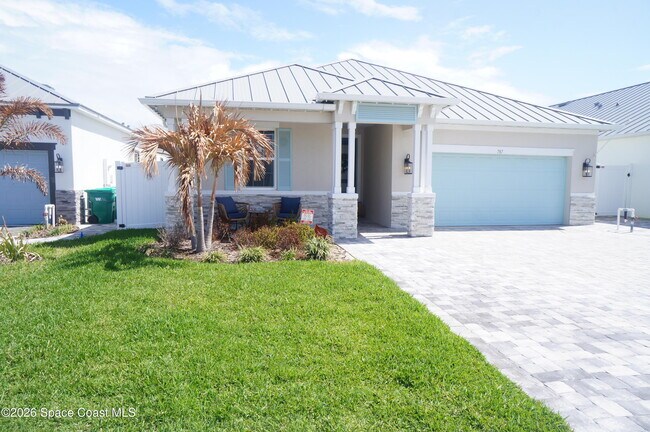 Building Photo - 787 Clearwater Ave