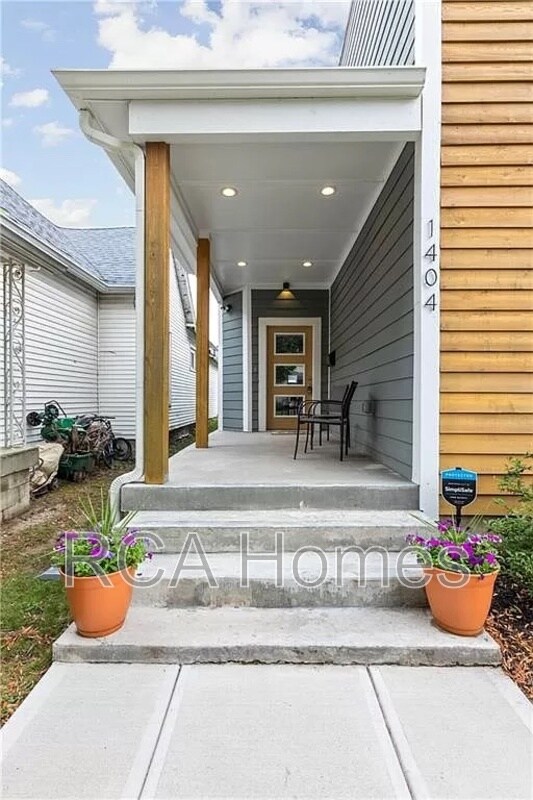 Photo - 1404 Spann Ave House