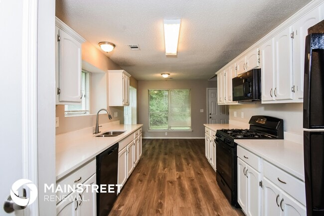 Building Photo - 492 Crestwood Ct