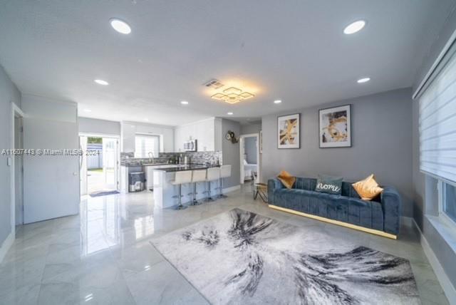Foto del edificio - 1650 SW 63rd Terrace