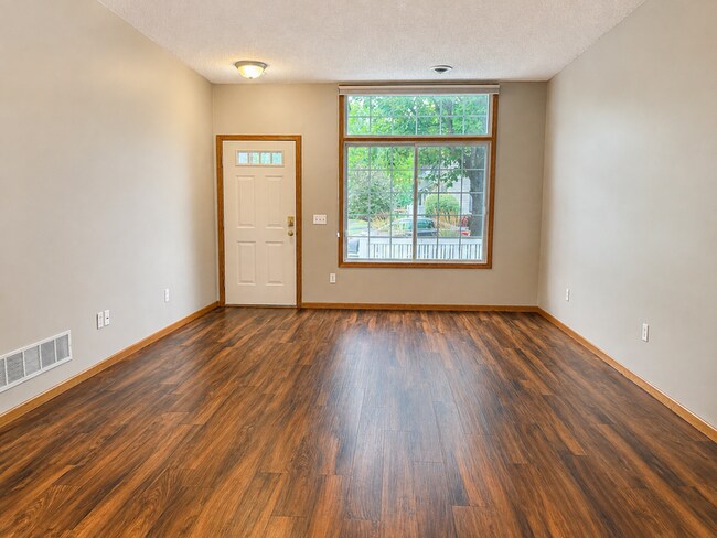 Foto del edificio - 18179 96th Ave N