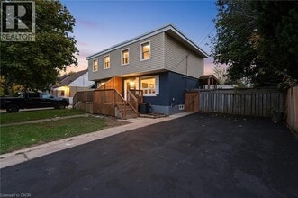 Building Photo - 24 Eaton Pl