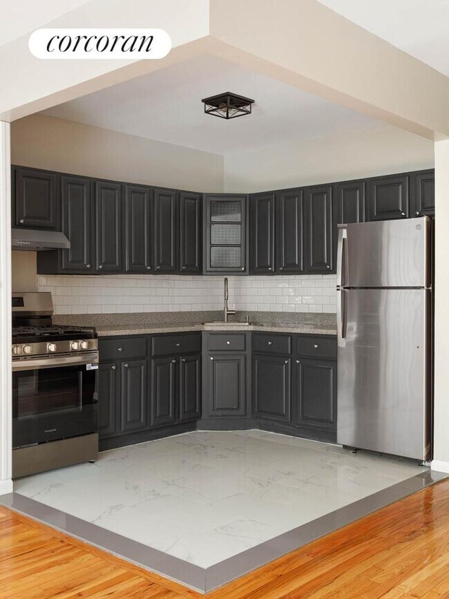 Foto del edificio - 315 E 163rd St