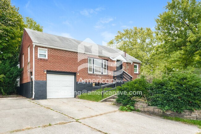 Foto del edificio - 3802 Vernon Ave NW