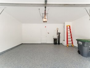 Building Photo - 2230 Memory Oaks Dr Building Photo - 2230 Memory Oaks Dr