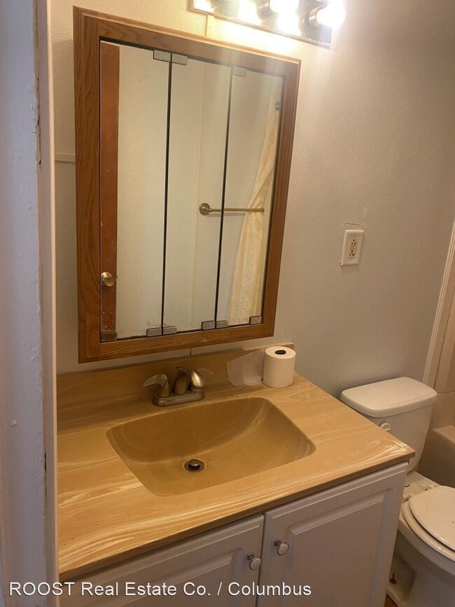 Building Photo - 4 br, 1.5 bath House - 2155 Century Drive