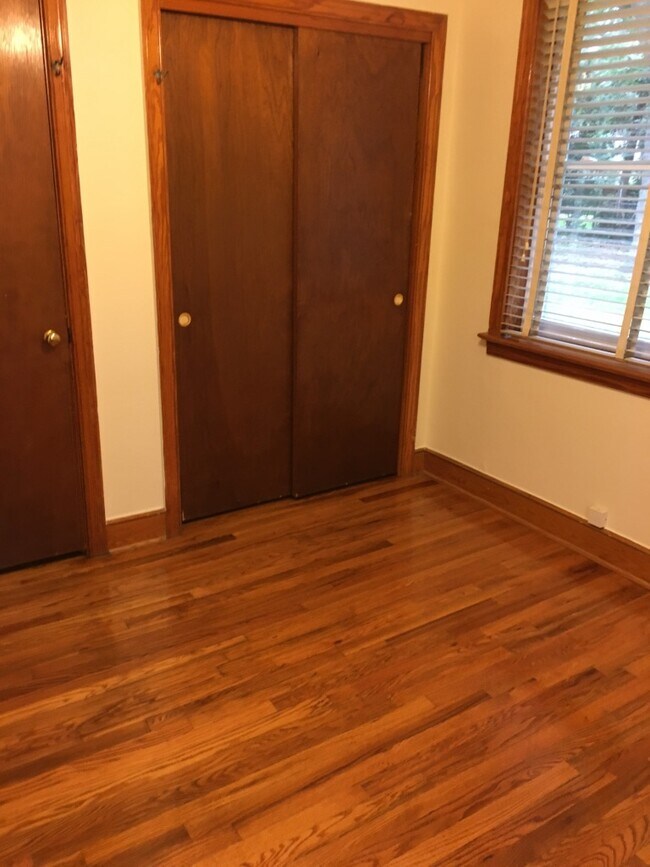 Building Photo - 426 Hobcaw Dr