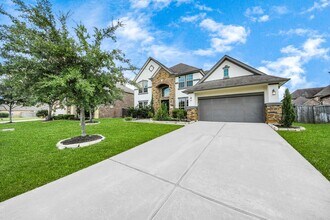 Building Photo - 26407 Wooded Hollow Ln