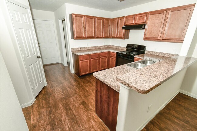 Foto del edificio - 21206 Normand Meadows Ln