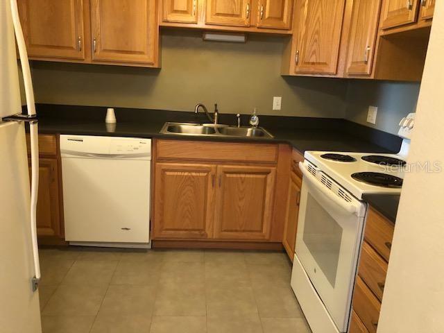 Building Photo - 2467 Finlandia Ln
