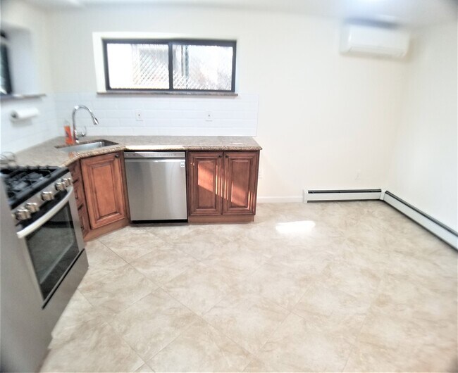 Foto del edificio - 237 Ocean View Ave