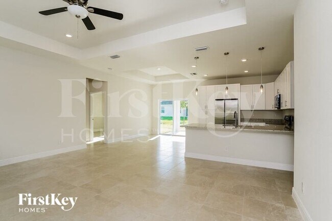 Foto del edificio - 2120 NW 16th Pl