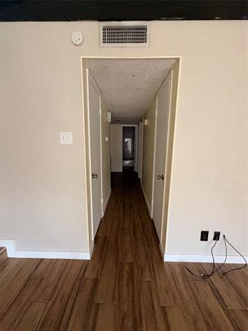 Building Photo - 726 Ravencroft Dr