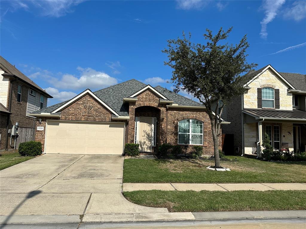 Primary Photo - 15218 Paxton Landing Ln