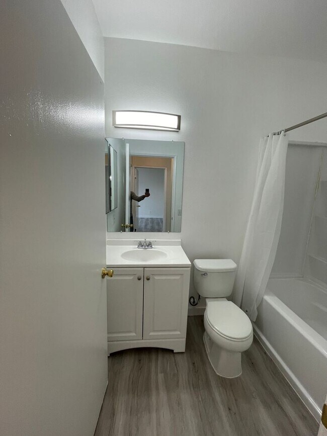 Foto del edificio - 11459 Collins St