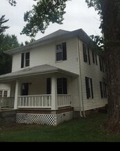 Building Photo - 831 E Normal St