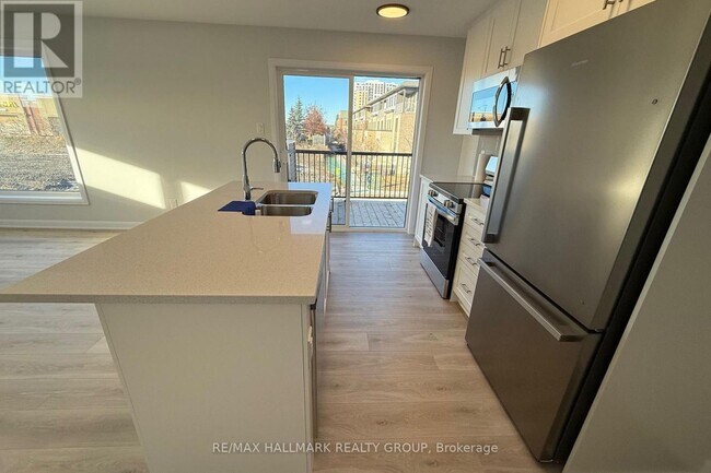 Building Photo - 701 Glenroy Gilbert Dr