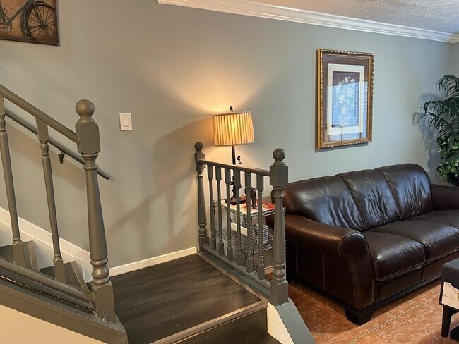 Foto del edificio - 6632 Witherington Ct NW