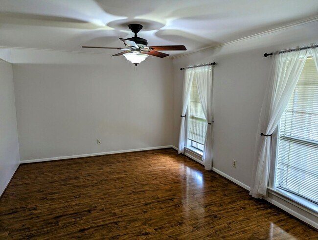 Foto del edificio - Charming 4/2 near River Ranch
