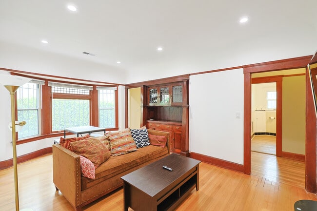 Photo - 1452 W 29th St House