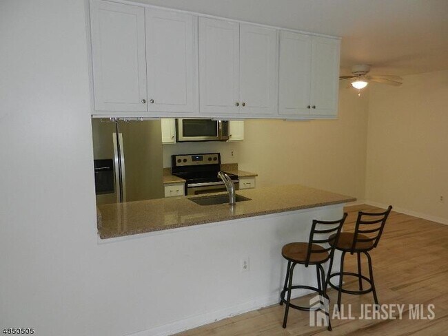 Foto del edificio - 54 Norwich Pl