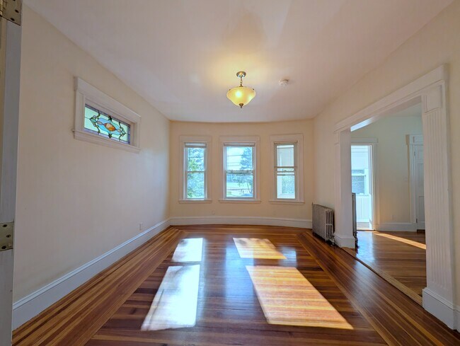 Foto del edificio - 179 College Ave