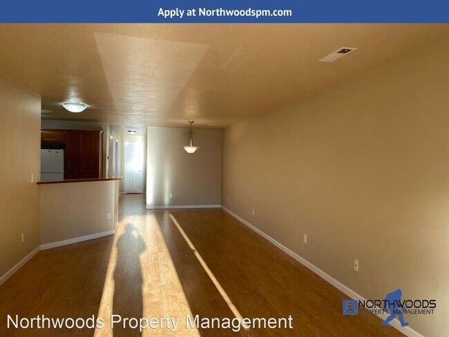 Building Photo - 2 br, 2 bath House - 324 Cheney Loop