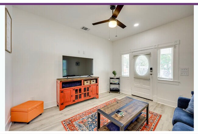 Foto del edificio - 125 Leigh St