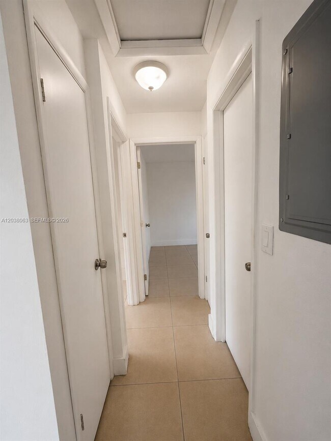 Foto del edificio - 1857 NW 46th St
