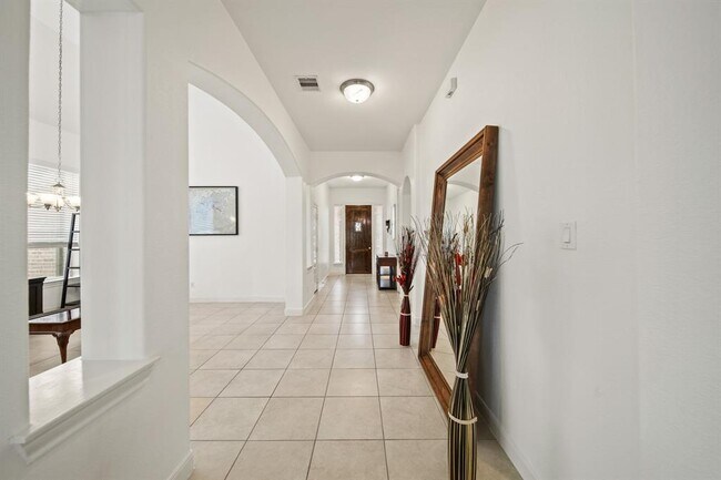 Foto del edificio - 7413 Woodward Springs Dr